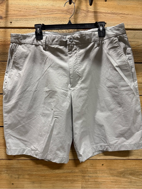 Vineyard Vines Other - Vineyard Vines On The Go Men's Flat Front Chino Shorts in Light Gray
